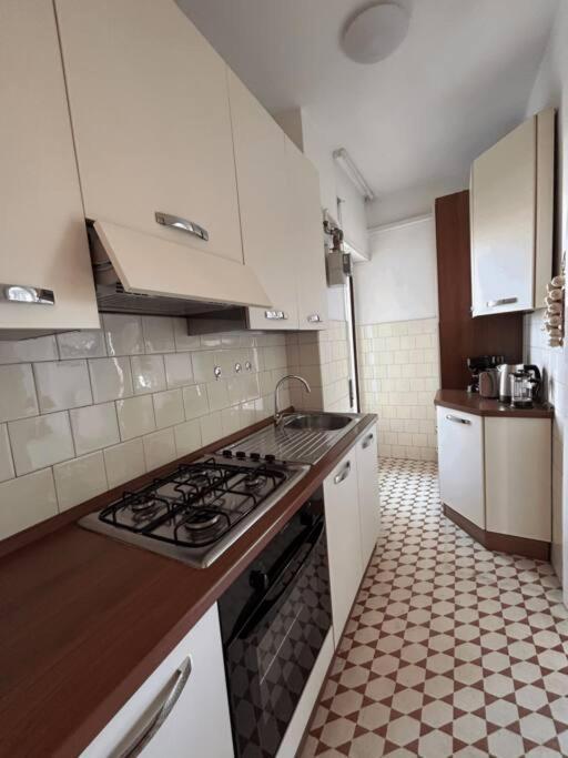 Tiberia Apartment Roma Esterno foto