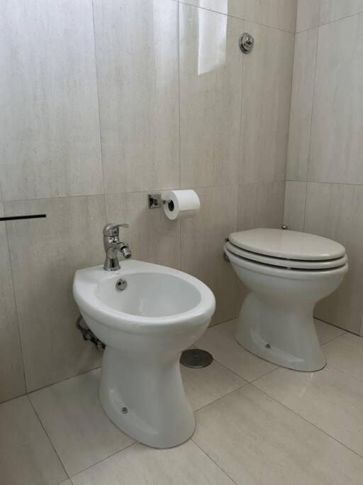 Tiberia Apartment Roma Esterno foto